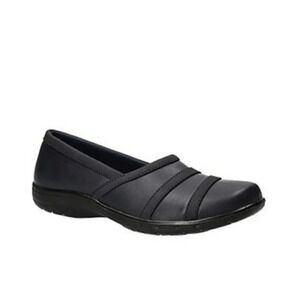 Easy Street Women's Hymn Comfort Slip-On Shoe Size 6